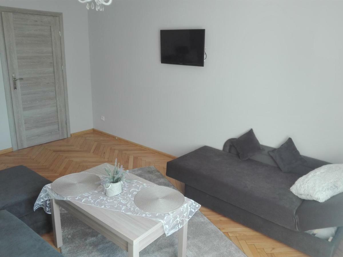 Hostel Grono Zielona Góra Buitenkant foto